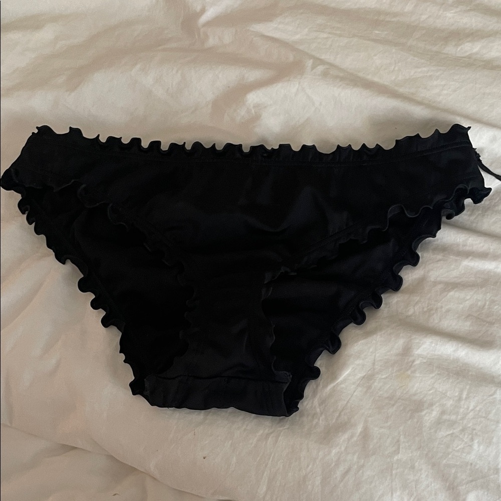 ruffle butt bikini bottoms